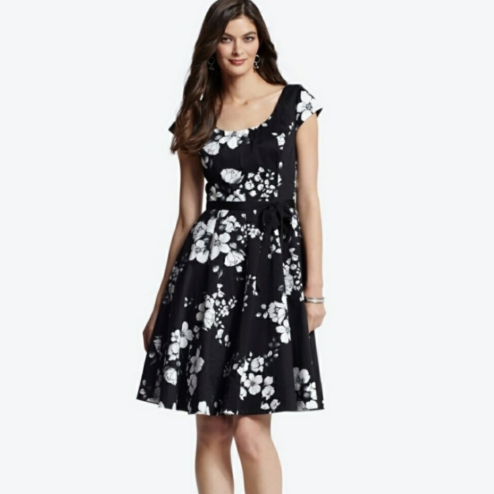 White House Black Market floral dress
